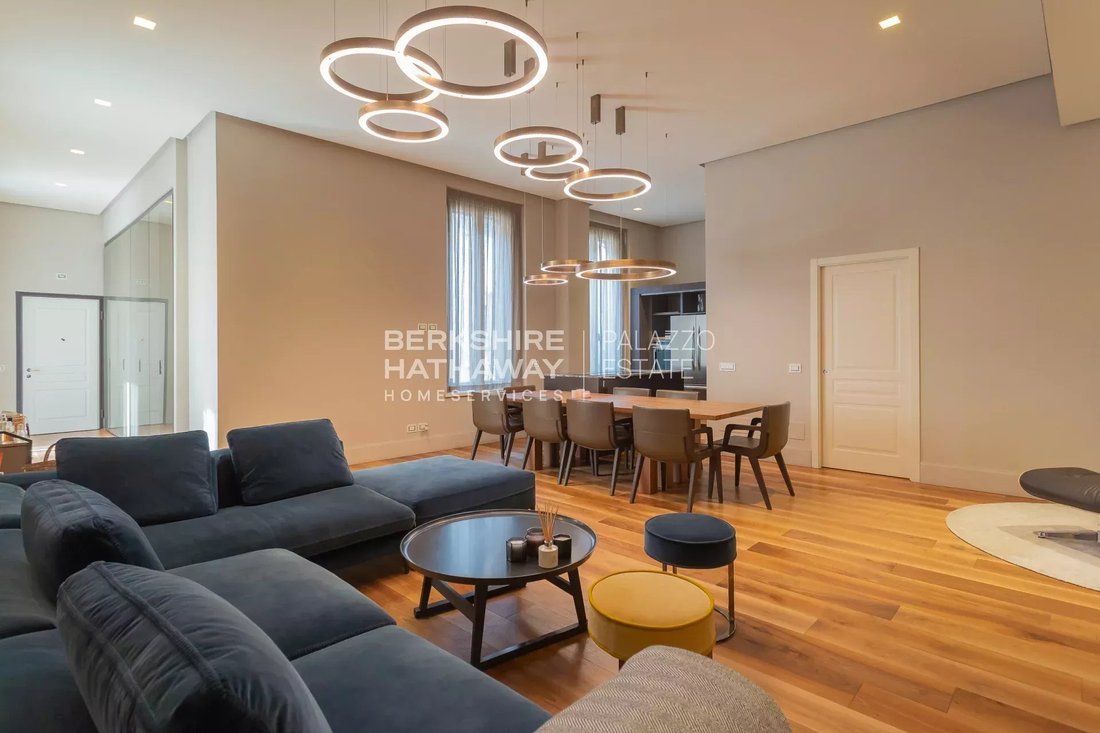 Apartment in Historic Center, Milan, Lombardy 1 - 12238376
