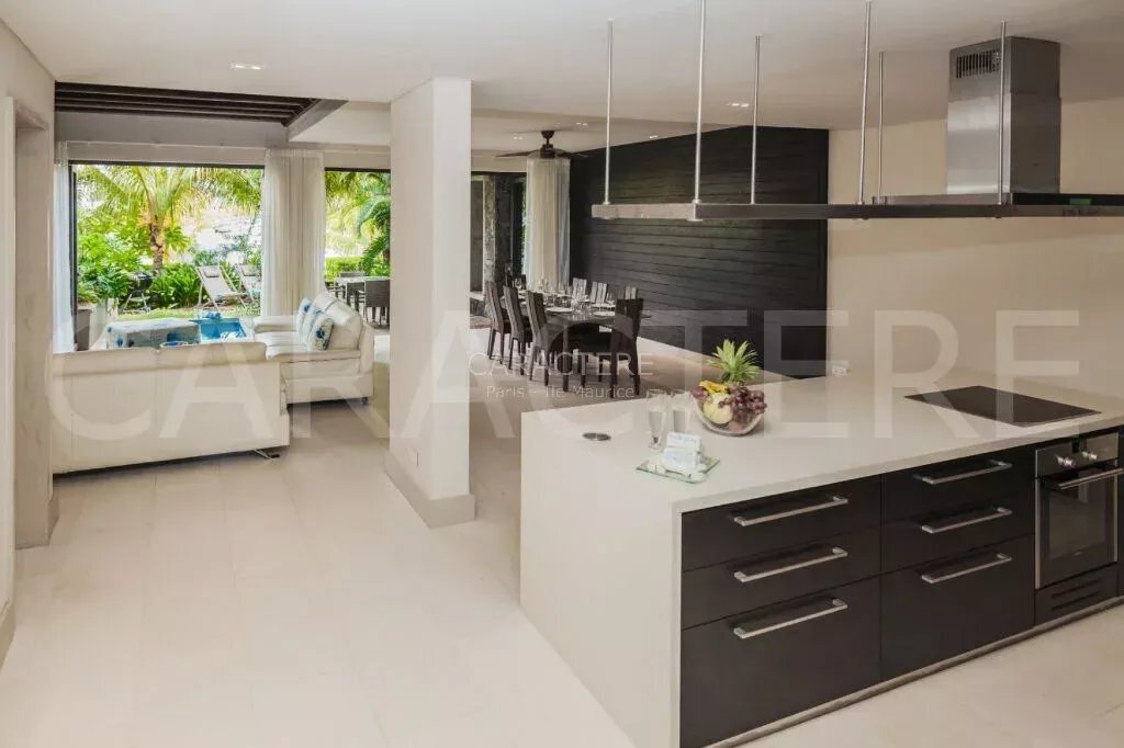 Apartment in Grande Riviere Noire, Rivière Noire District, Mauritius 4 - 12383872