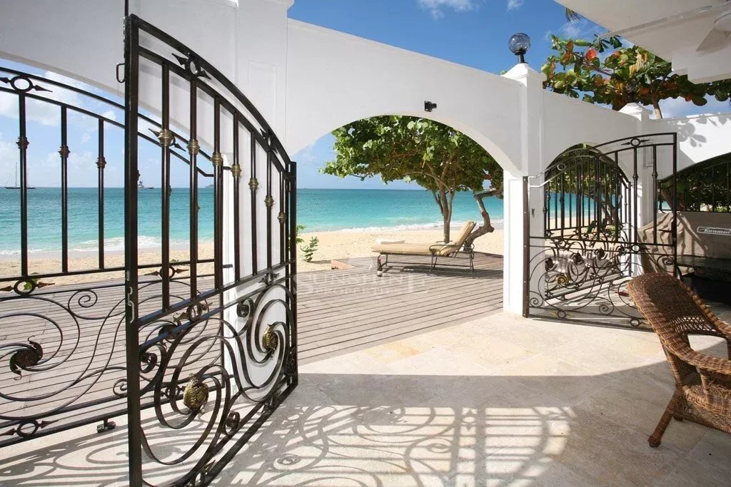 Villa in Simpson Bay, Sint Maarten 2 - 12173624