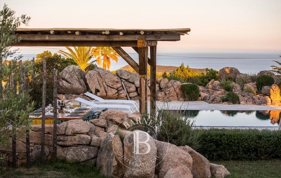 Villa in Bonifacio / Bunifaziu, Corsica, France 1 - 12952986