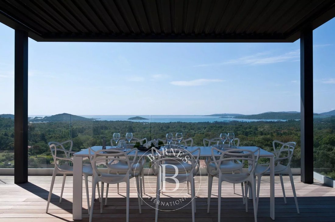 Villa in Zonza, Corsica, France 3 - 12952709