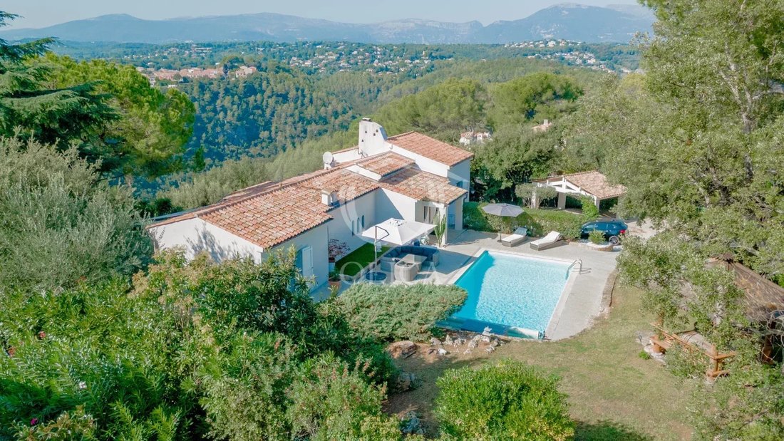 Villa in Vallée Verte-Issarts-Vignasses, Biot, France 2 - 13564893