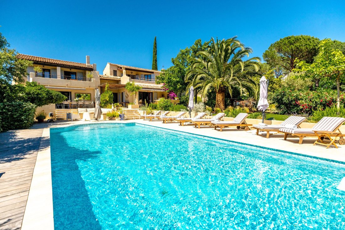 Villa in Les Bouteillers, Sainte-Maxime, France 3 - 14951442