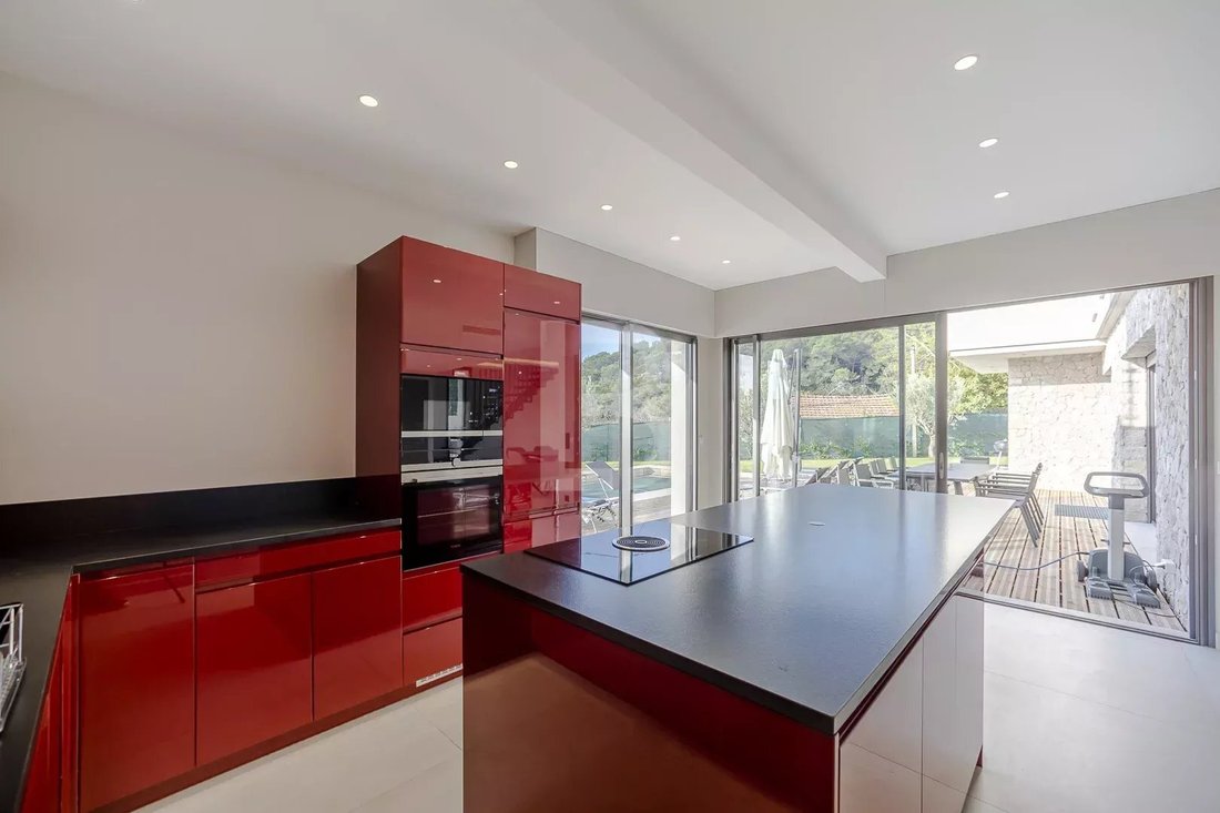 Villa in Mougins, Provence-Alpes-Côte d'Azur, France 4 - 12170856