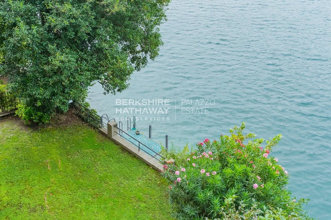 Appartement à Campione d'Italia, Lombardie, Italie 1 - 13796453