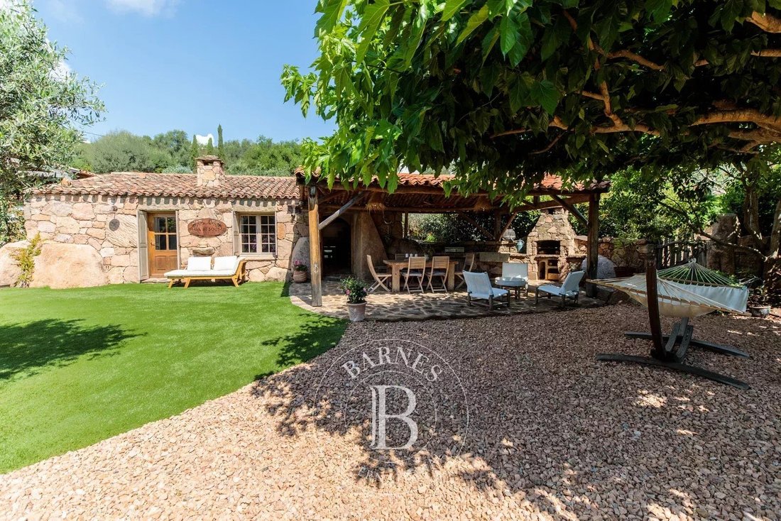 Villa in Porto-Vecchio, Corsica, France 1 - 12952429