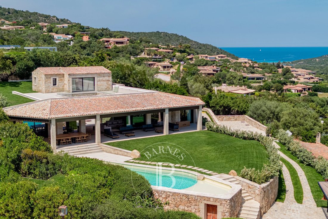 Villa in Costa Smeralda, Sardinia, Italy 1 - 13632171