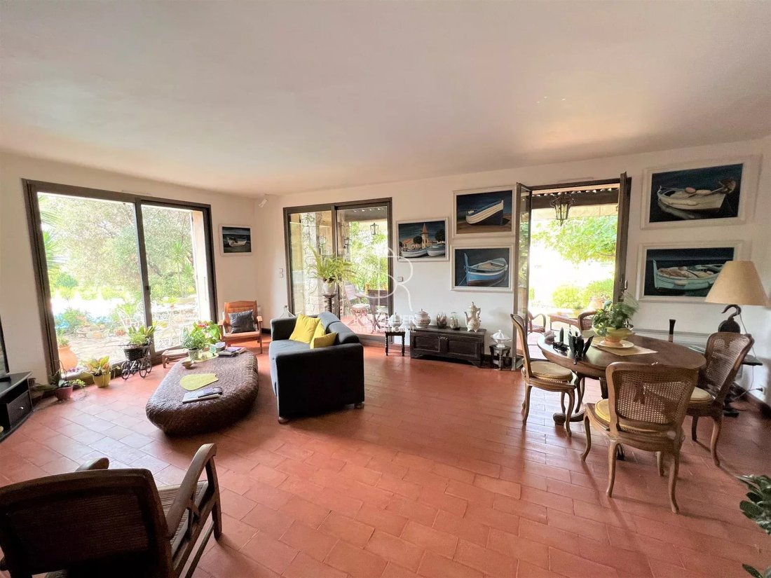 Villa in Vaug, Villeneuve-Loubet, France 2 - 13250543