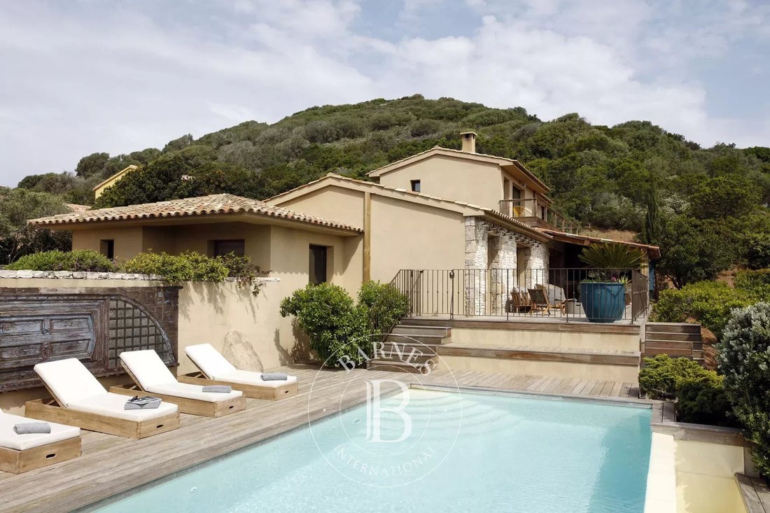 Villa in Bonifacio / Bunifaziu, Corsica, France 3 - 12953407
