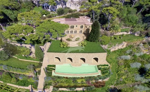 Villa in Col de Villefranche, Villefranche-sur-Mer, France 1