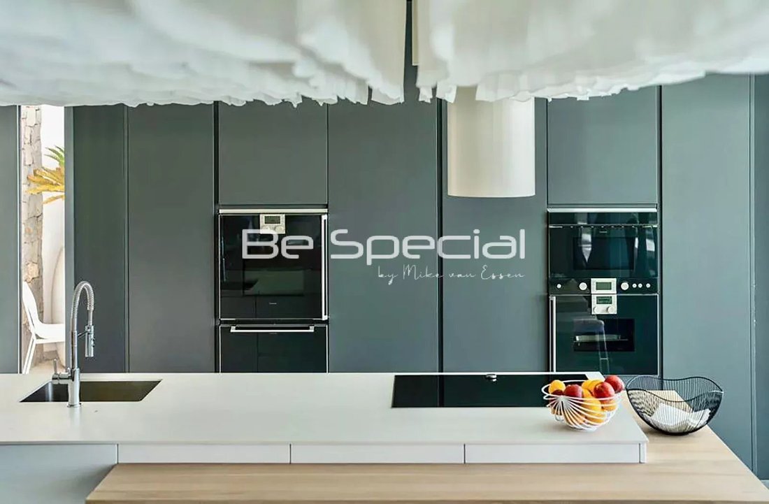Villa in Zona de Mascarat, Valencian Community, Spain 3 - 13225493