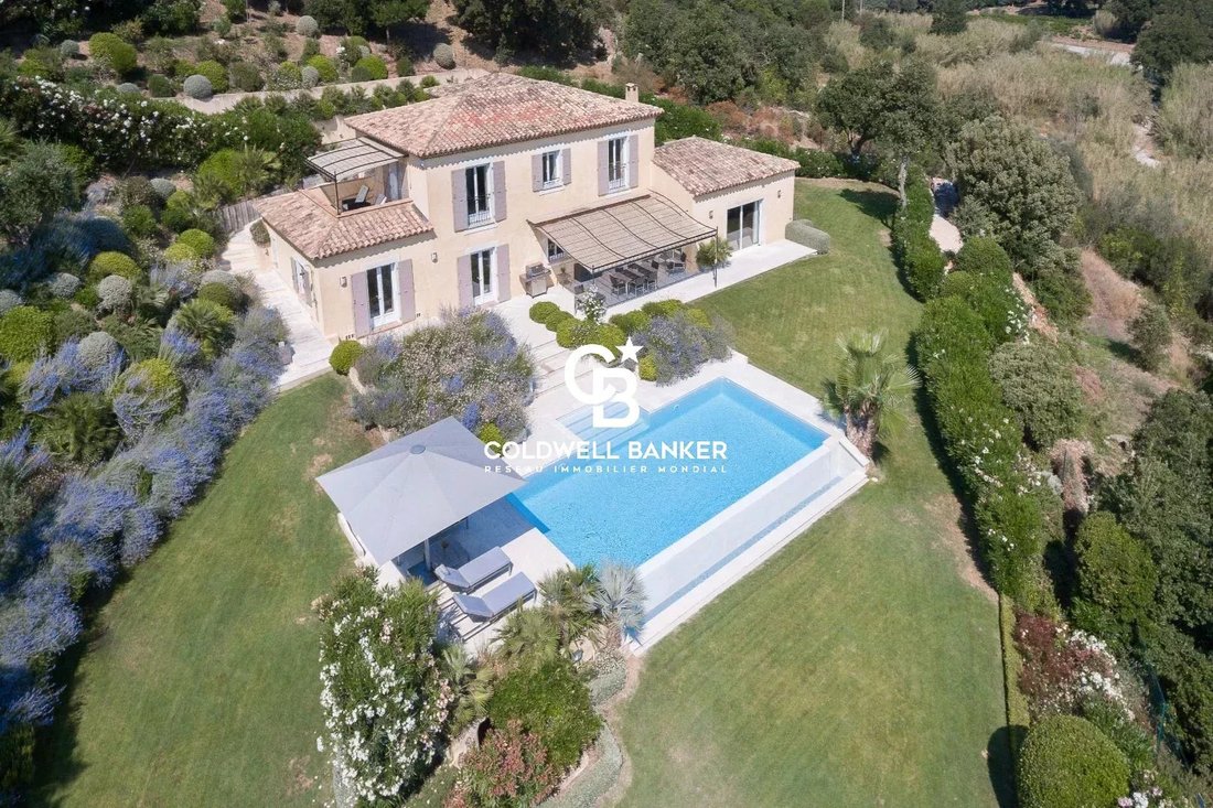House in Grimaud, Provence-Alpes-Côte d'Azur, France 3 - 12379882