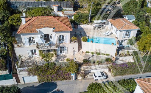 Villa in Èze, Provence-Alpes-Côte d'Azur, France 1