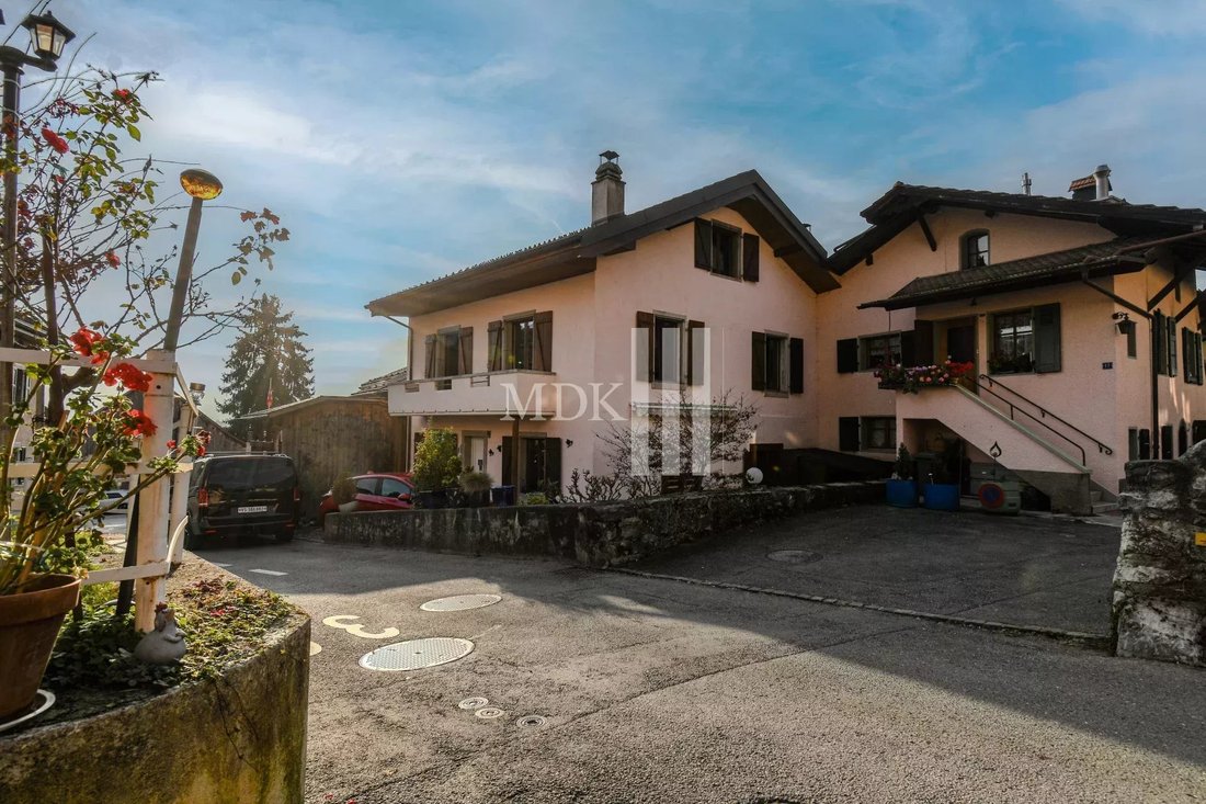 House in Ollon, Vaud, Switzerland 1 - 14951429