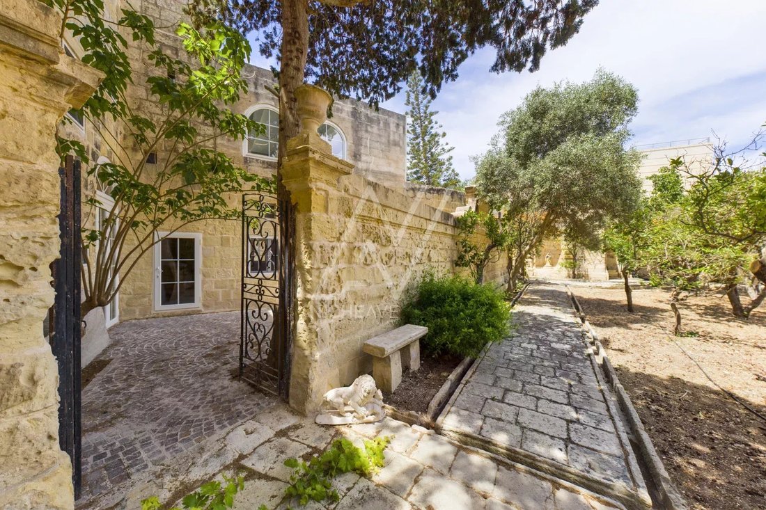 Villa in Lija, Malta 1 - 12254171