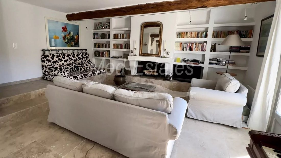 House in Grimaud, Provence-Alpes-Côte d'Azur, France 4 - 12983540