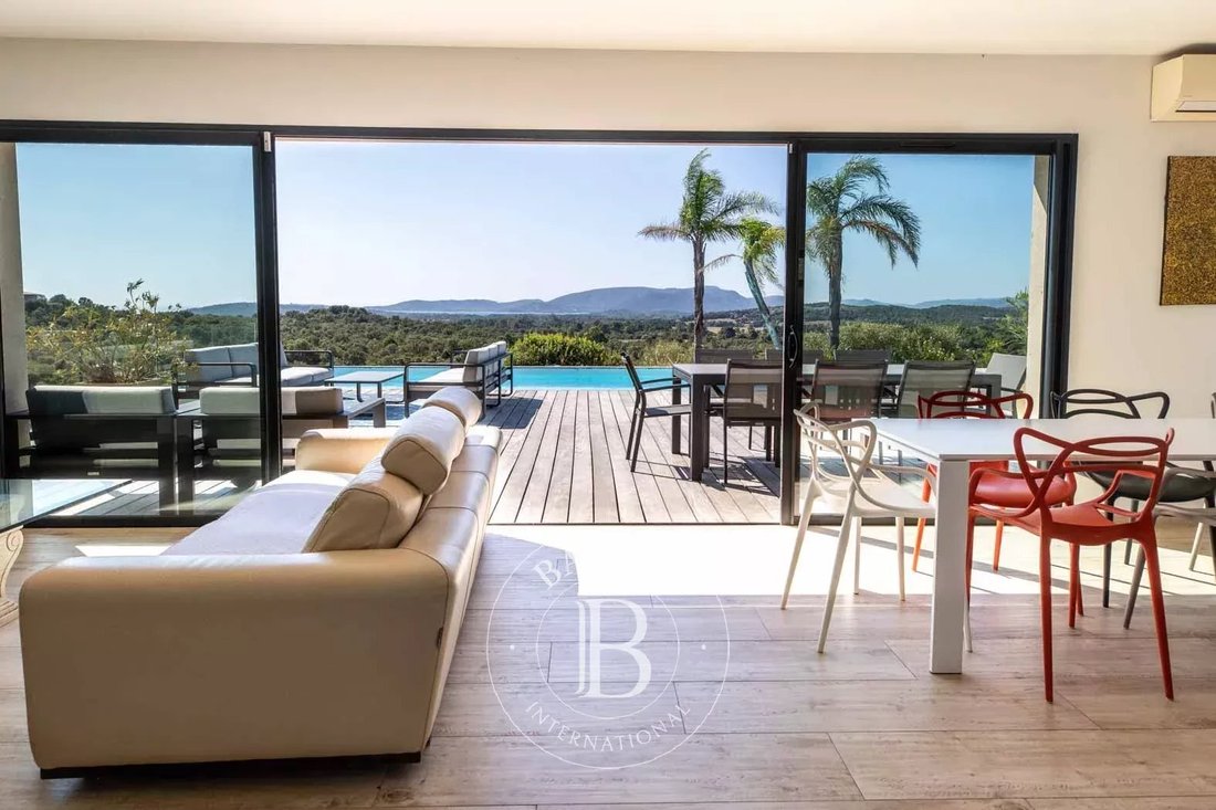 Villa in Lecci, Corsica, France 5 - 12953110