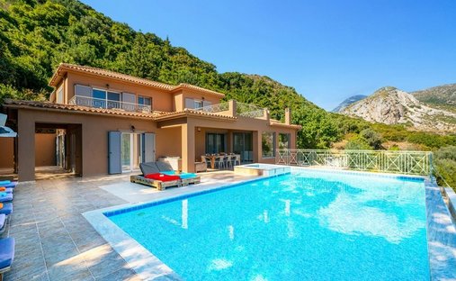 Villa à Elios-Proni, Peloponnese, Western Greece and the Ionian, Grèce 1