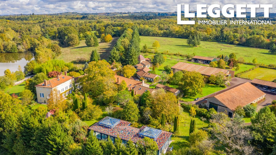Whispers of the Hunt: An 18th-Century Equestrian Kingdom in Nouvelle-Aquitaine