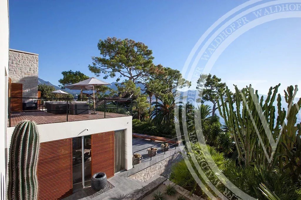 Villa in Cap Martin, Roquebrune-Cap-Martin, France 2 - 13690988