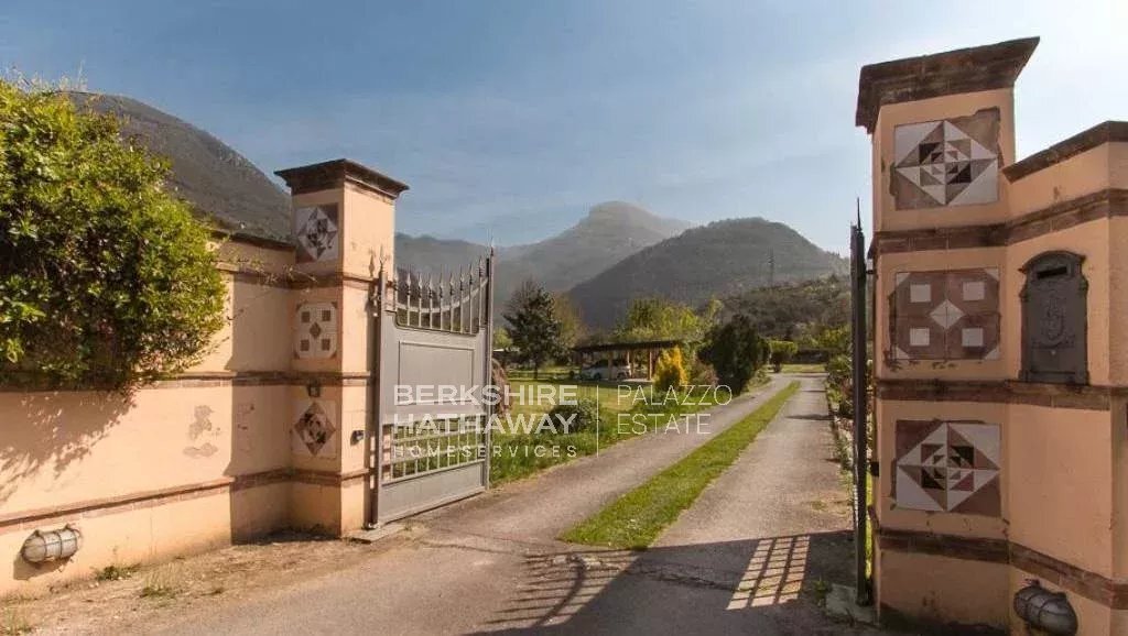 Villa in Pietrasanta, Tuscany, Italy 4 - 13543722