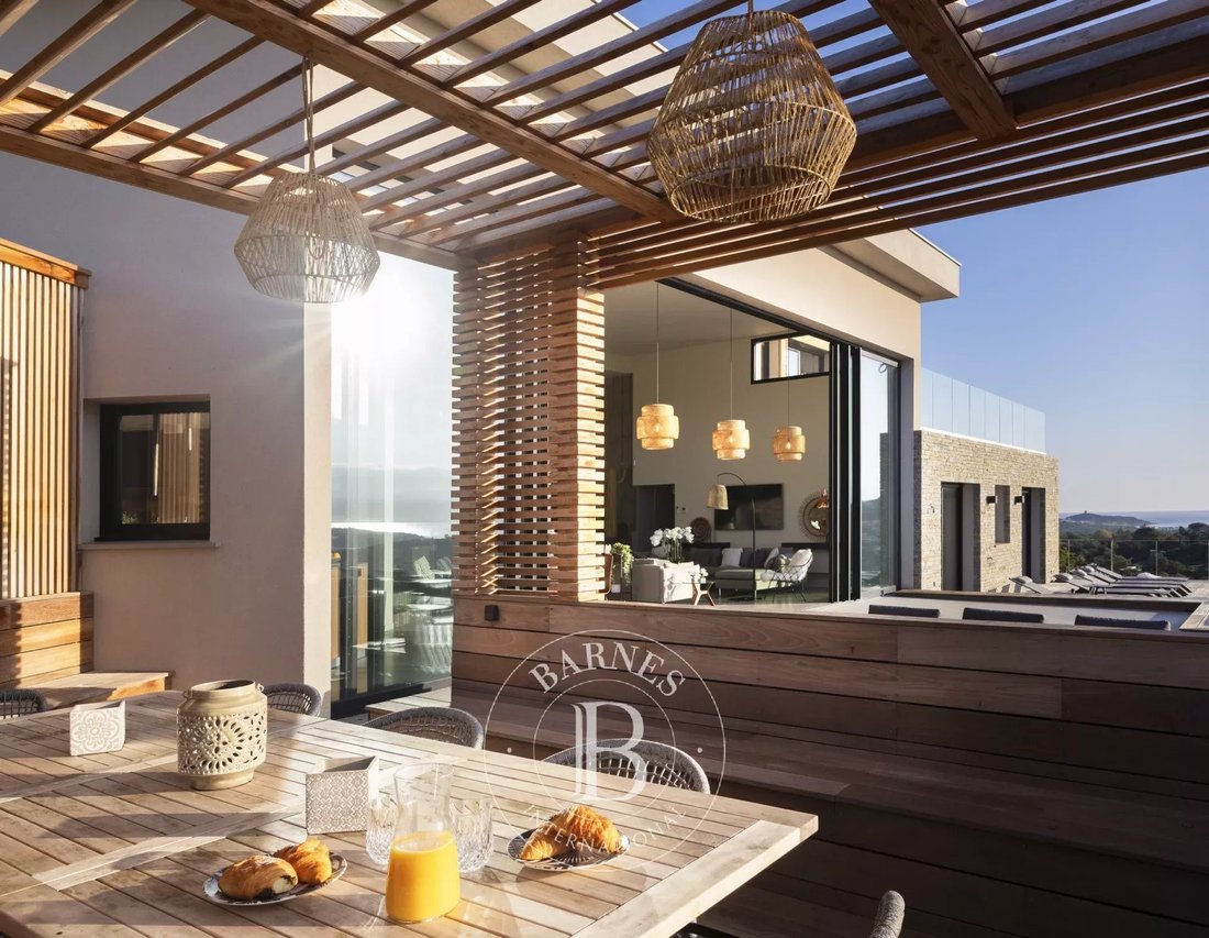 Villa in Zonza, Corsica, France 4 - 12953045