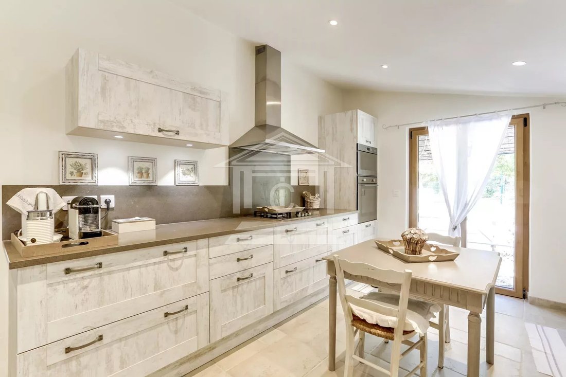 Estate in Callian, Provence-Alpes-Côte d'Azur, France 4 - 13447776