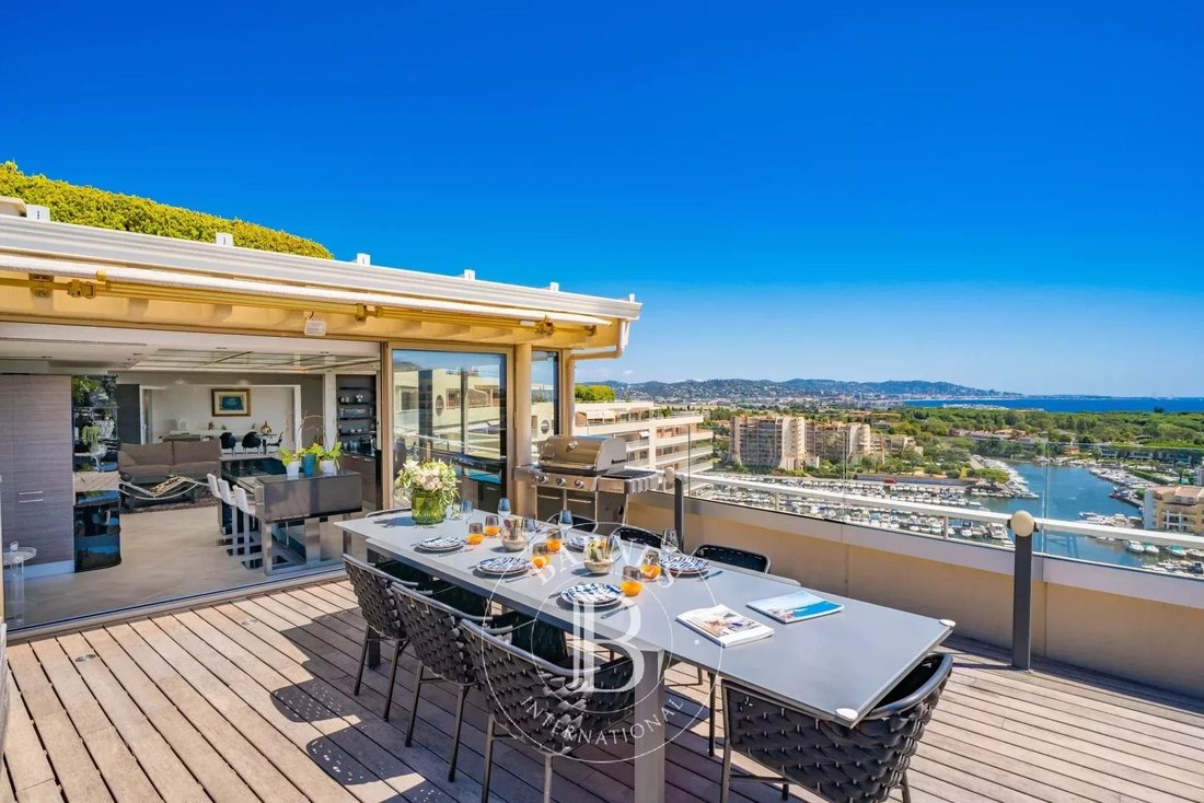 Apartment in Mandelieu-la-Napoule, Provence-Alpes-Côte d'Azur, France 3 - 13565636
