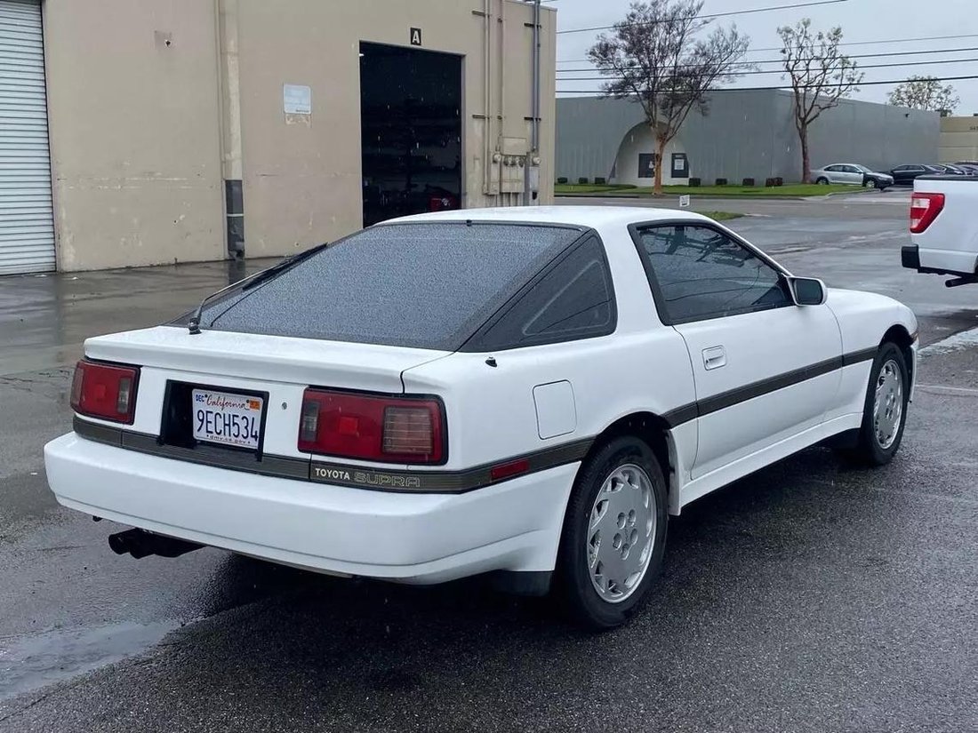Coupe in Placentia, CA, United States 3 - 14956701