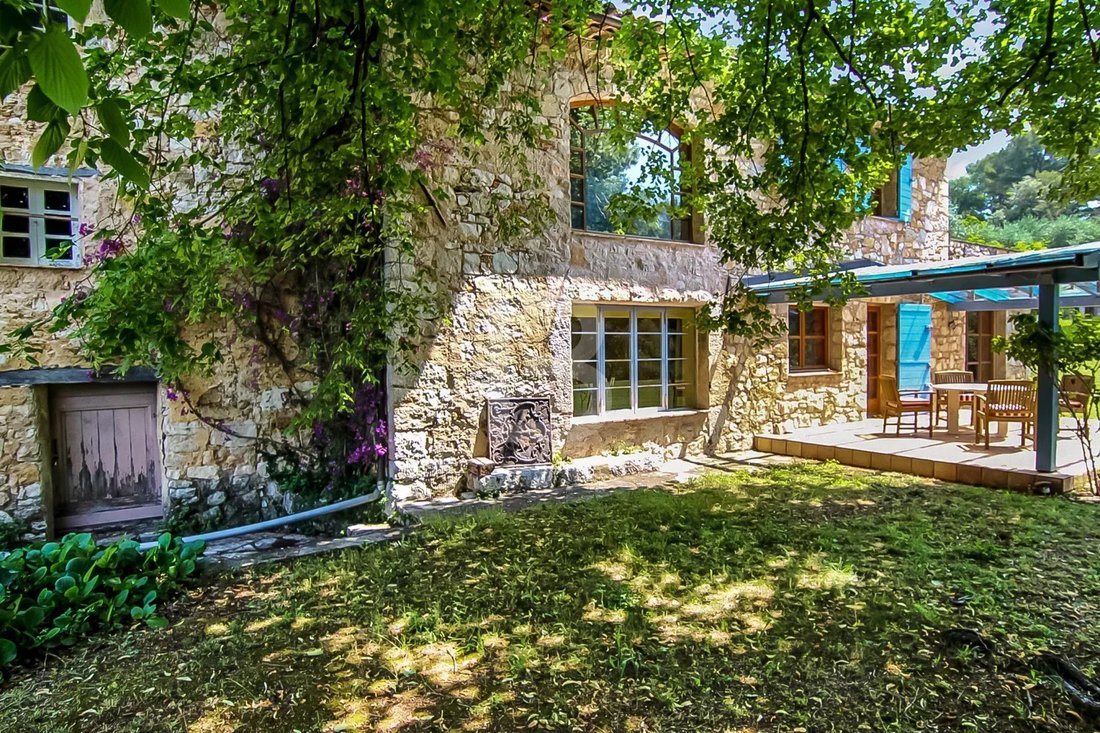 Haus in Grasse, Provence-Alpes-Côte d'Azur, Frankreich 2 - 13083481