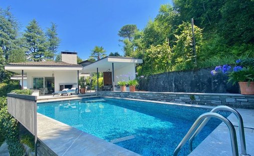 Villa in Gambarogno, Ticino, Switzerland 1