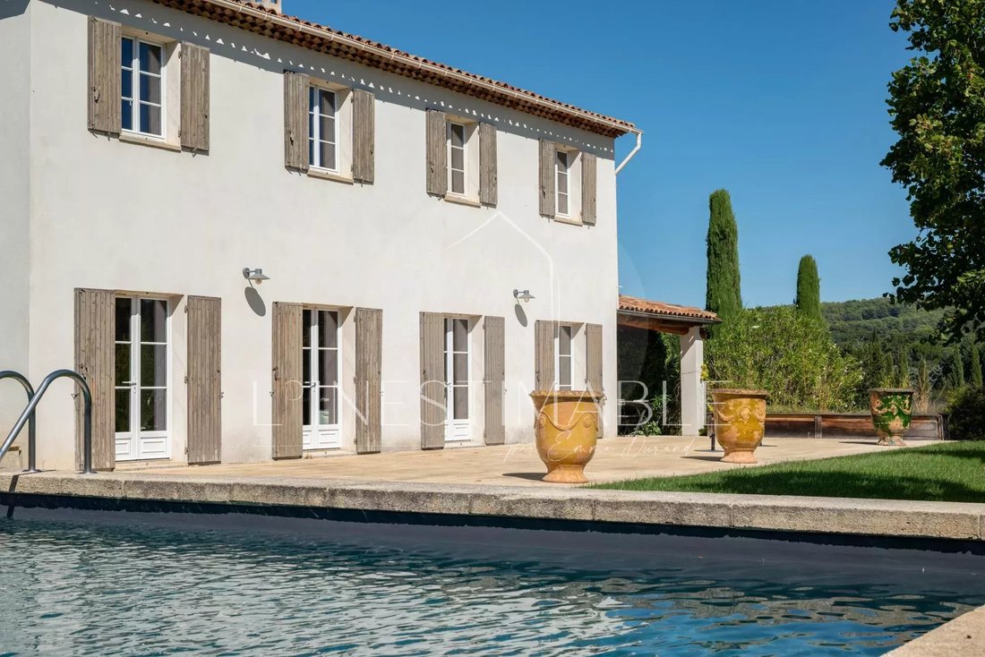 House in Est-Repentance-Les Trois Bons Dieux, Aix-en-Provence, France 3 - 14156332
