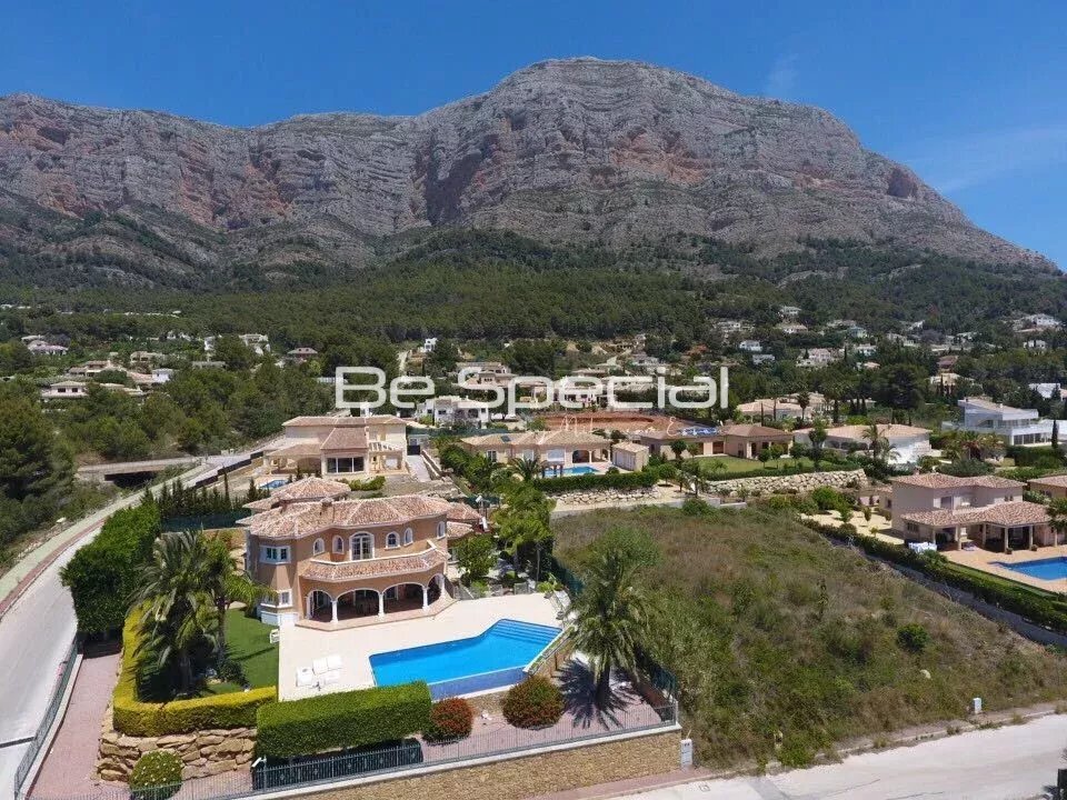 Villa in Alicante, Valencian Community, Spain 5 - 12831183