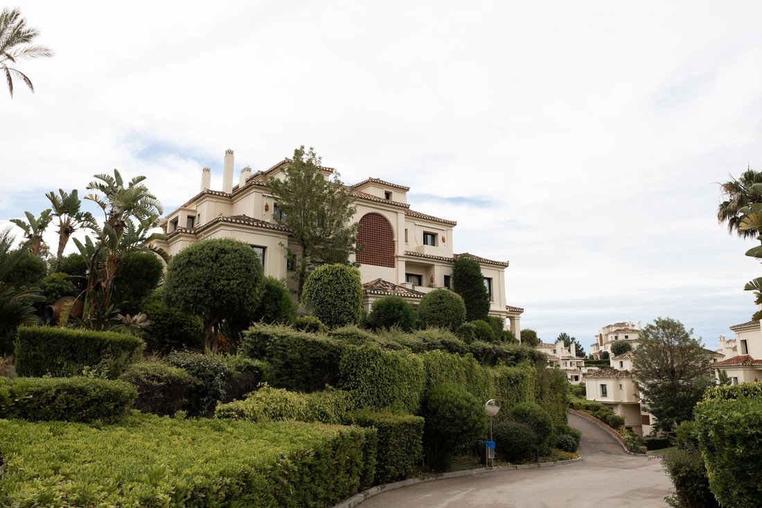 Penthouse in La Zagaleta, Benahavis, Andalusia 1 - 14960006