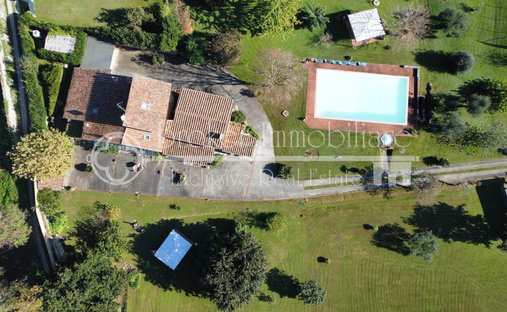 Villa in Tonfano, Pietrasanta, Italy 1