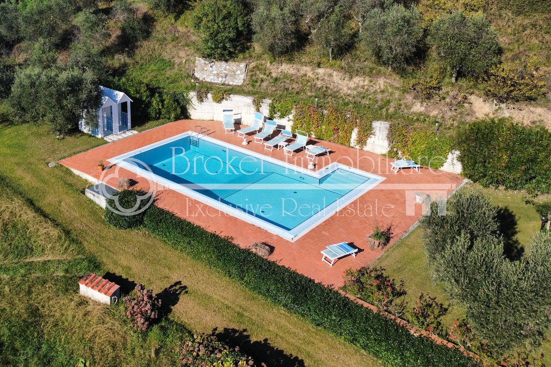 Villa in Massarosa, Tuscany, Italy 5 - 11439826