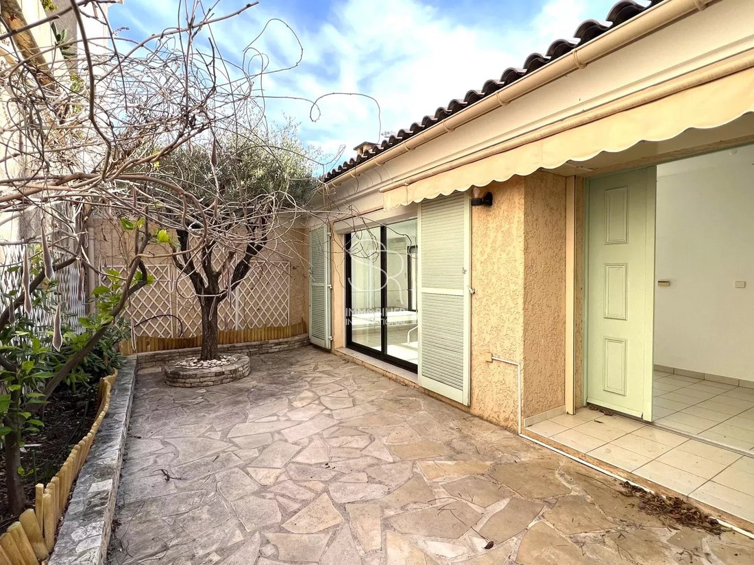 Villa in Vaug, Villeneuve-Loubet, France 3 - 13749680