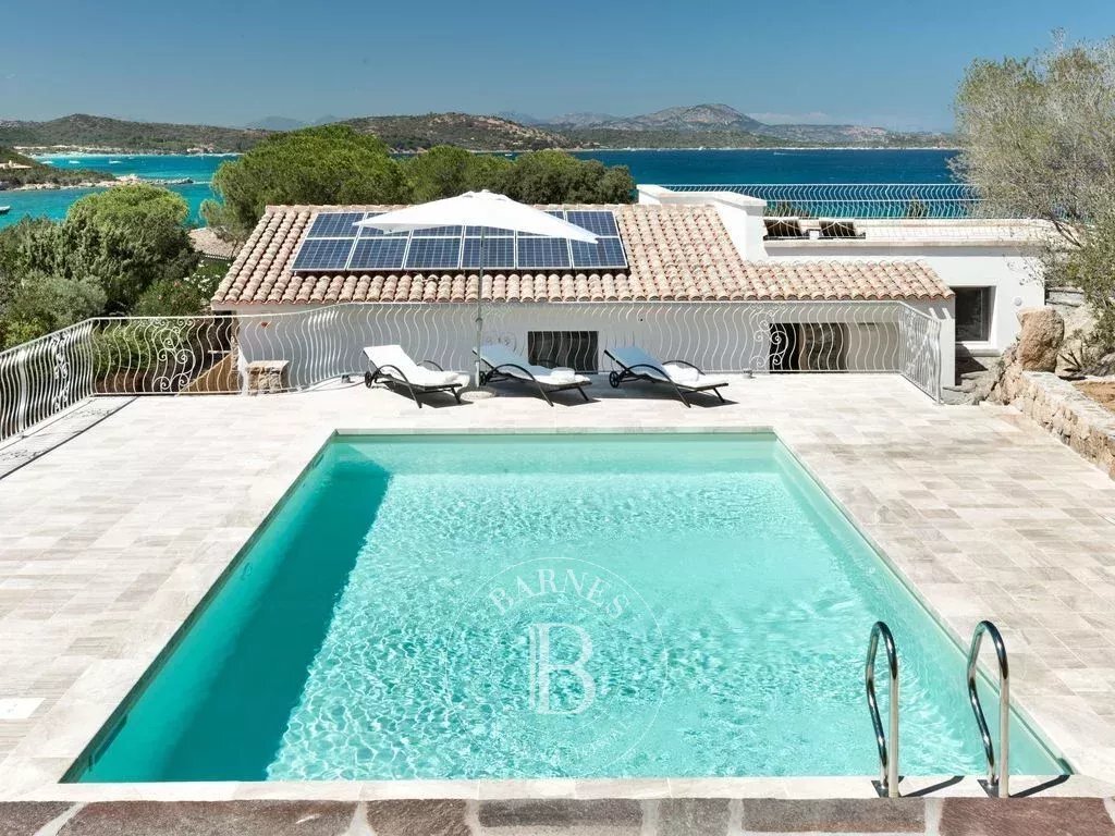 Villa in San Teodoro, Sardinia, Italy 1 - 13650124
