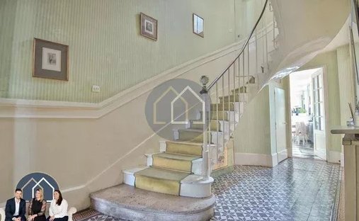 Sale Manor 735 M² 17 Rooms