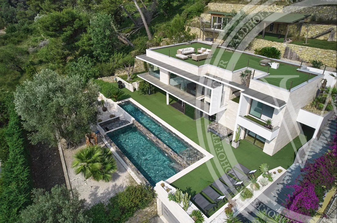 Villa in Cannes, Provence-Alpes-Côte d'Azur, France 2 - 14489882