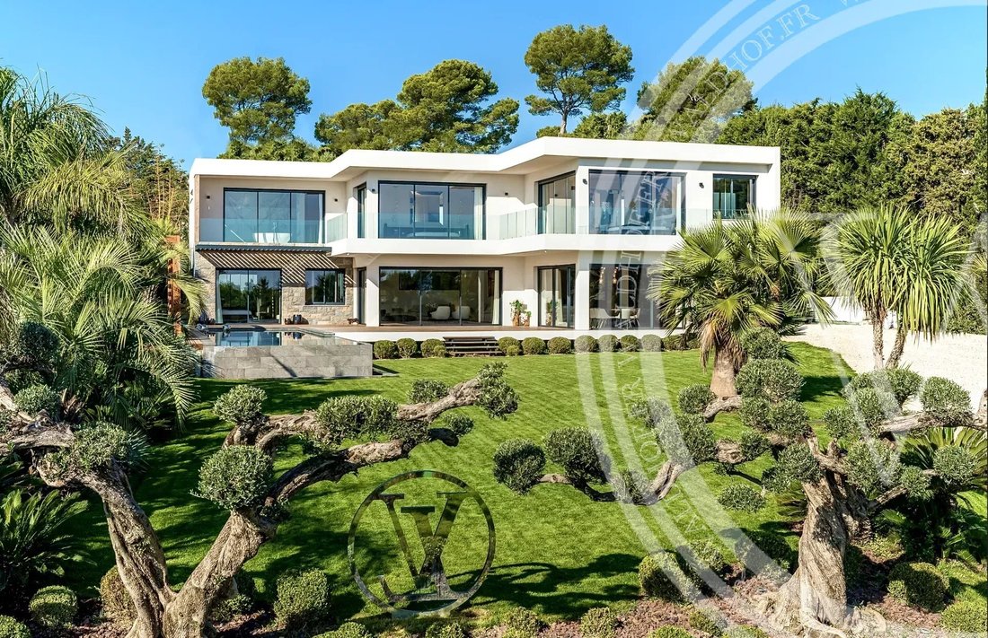 Villa in Les Indes les-Groulles, Mouans-Sartoux, France 2 - 12610929