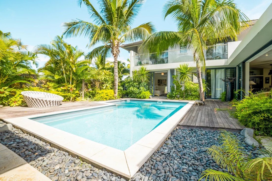 Villa in Black River, Rivière Noire District, Mauritius 4 - 12874475