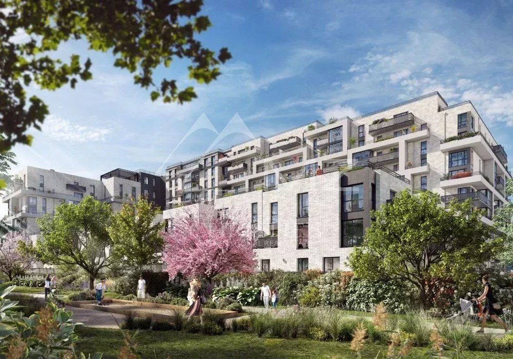Apartment in Centre Ville, Suresnes, France 2 - 12893272
