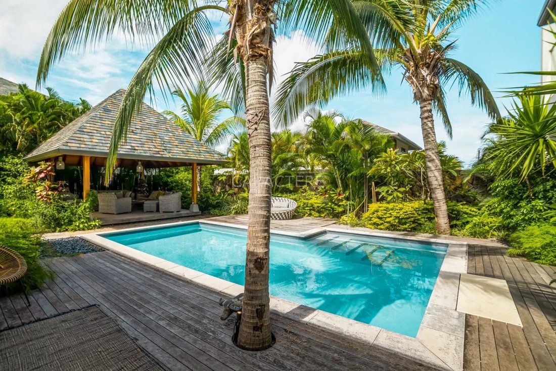 Villa in Black River, Rivière Noire District, Mauritius 2 - 12874475