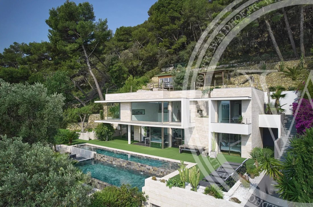 Villa in Cannes, Provence-Alpes-Côte d'Azur, France 1 - 14489882