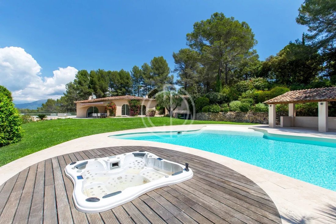 Villa in Mougins, Provence-Alpes-Côte d'Azur, France 4 - 14531596