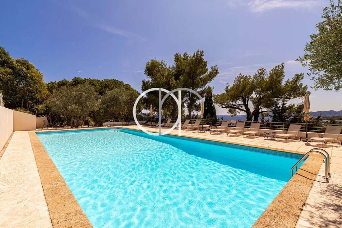 Apartment in Vieux Cannet, Le Cannet, France 3 - 13344978