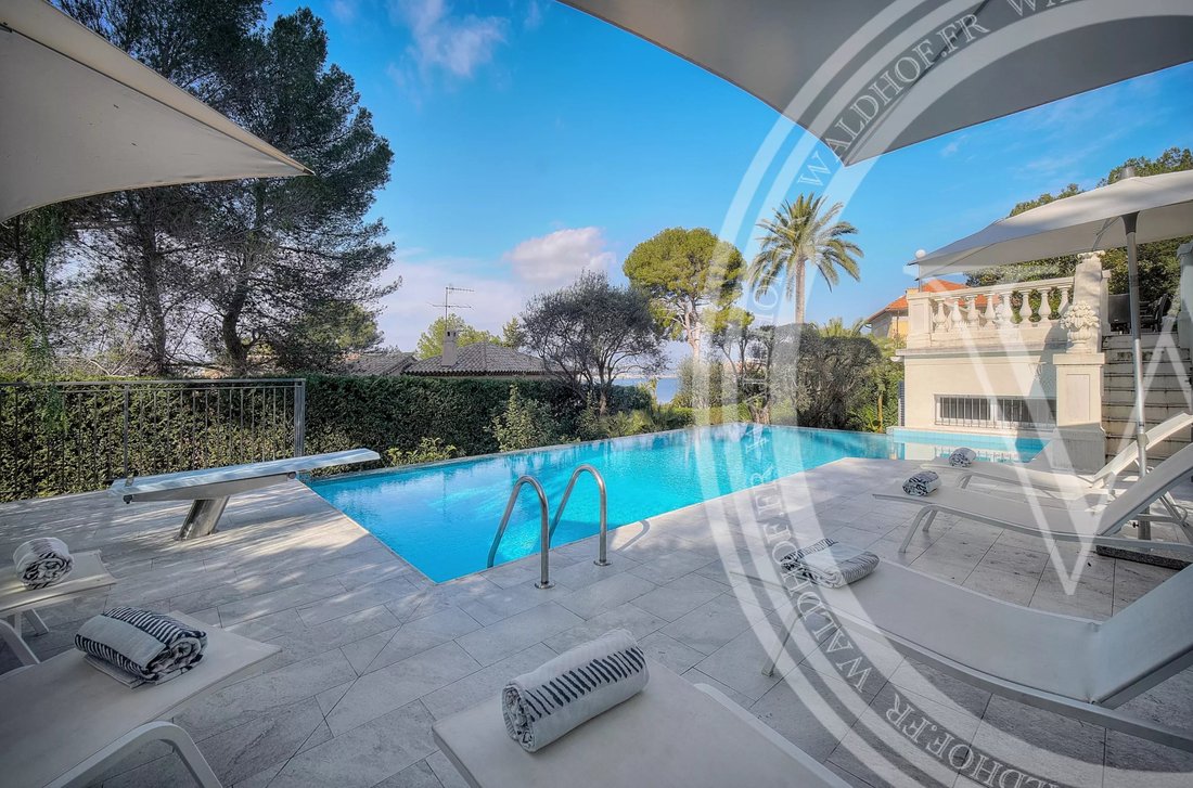 Villa in Antibes, Provence-Alpes-Côte d'Azur, France 3 - 13825709