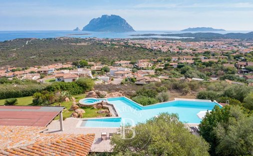 Villa in Loiri Porto San Paolo, Sardinia, Italy 1