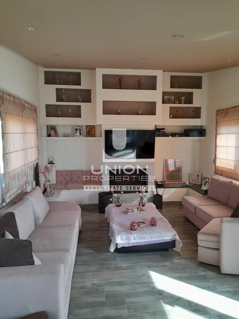 House in Egaleo, Attica, Greece 1 - 14960552